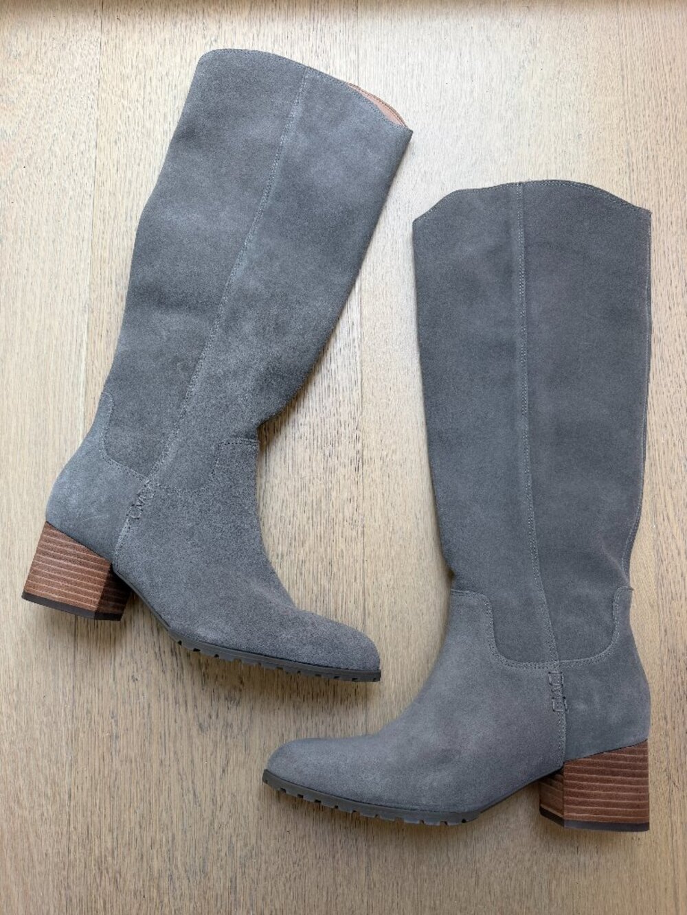 Vionic Boots